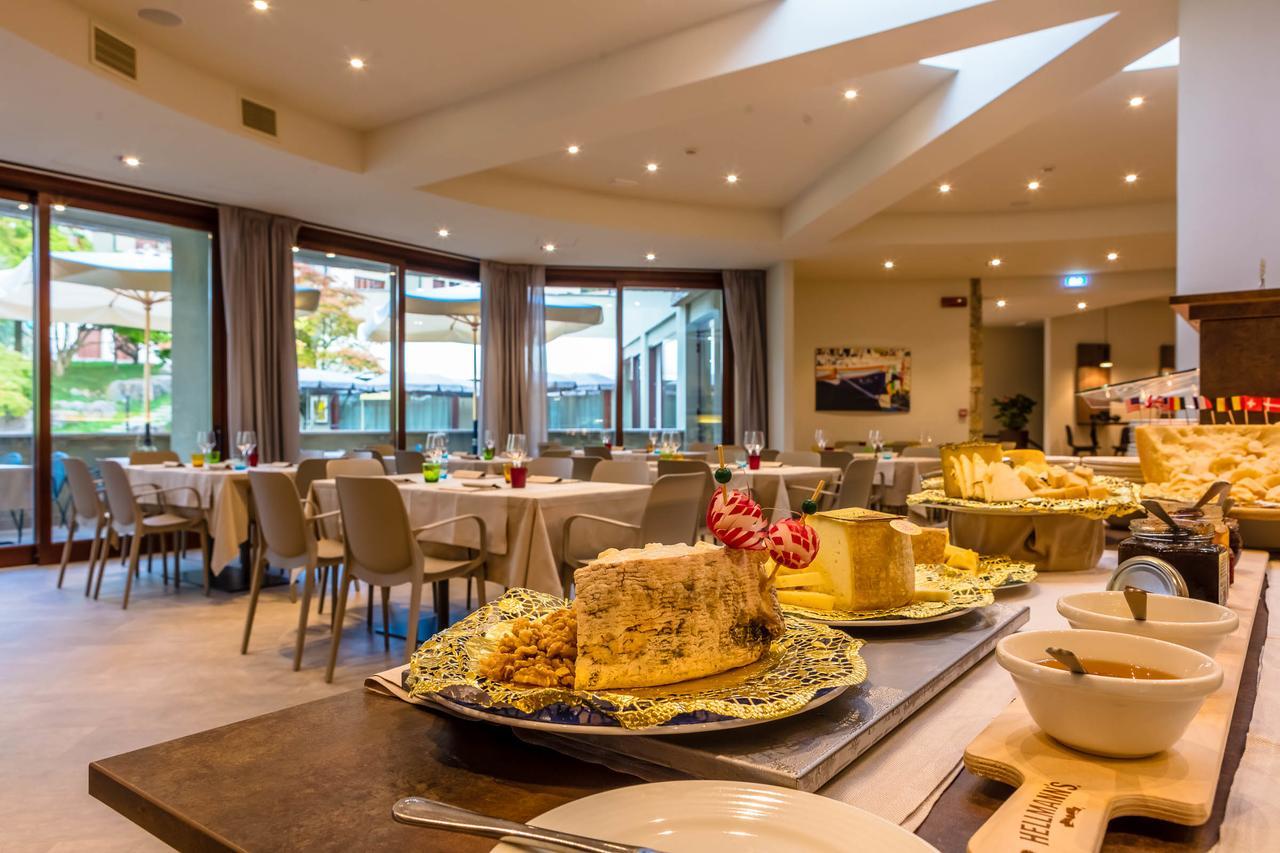 Le Torri Del Garda Familyspa Resort Torri Del Benaco Ngoại thất bức ảnh